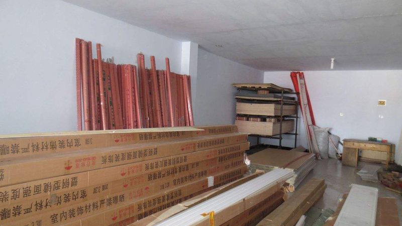 二手房翻新，半包地砖铺贴价格如何？揭秘影响因素